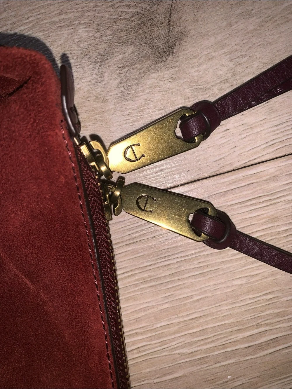 Etienne Aigner Moda Hobo Bag Burgundy Suede & Leather 100% Genuine Leather